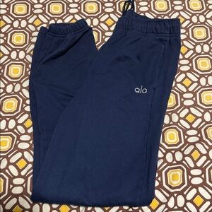 Alo Yoga Navy Joggers Size Small | Casual Athleisure Pants